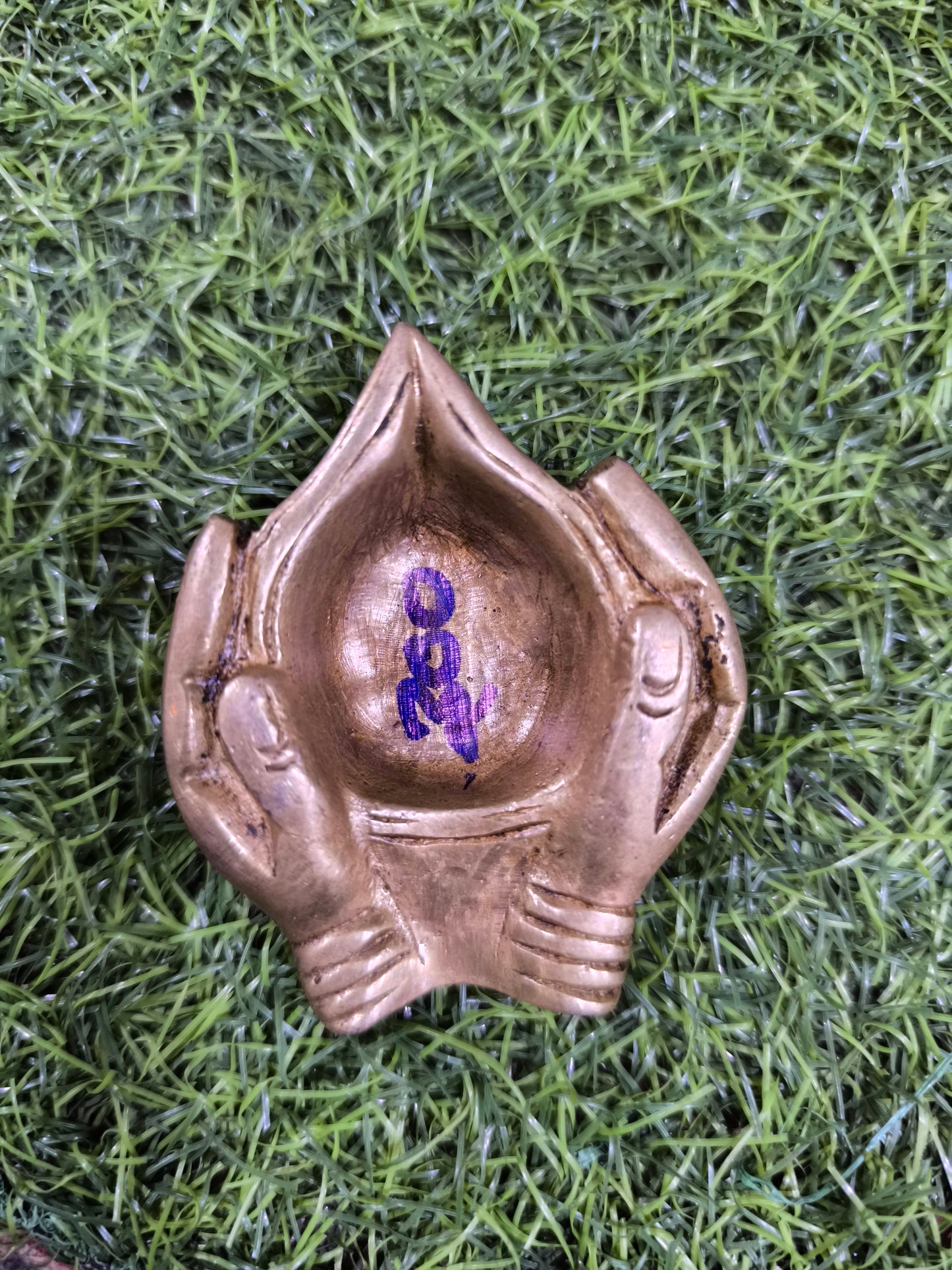 Hand Shaped Diya (Cupped Hands Design)(Oil Lamp)