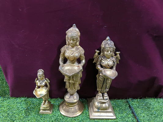 Diya Holders in 3 Different Sizes.