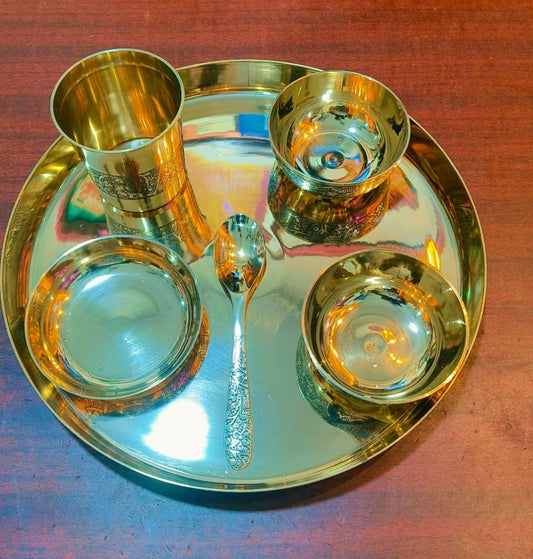 Thali set or dinner set