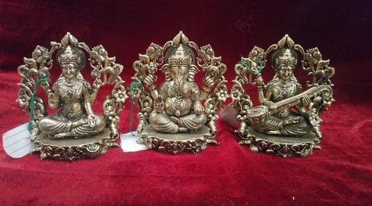Traditional spiritual trio