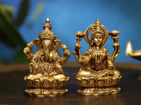 Ganesh Lakshmi Statue Lotus Base Set